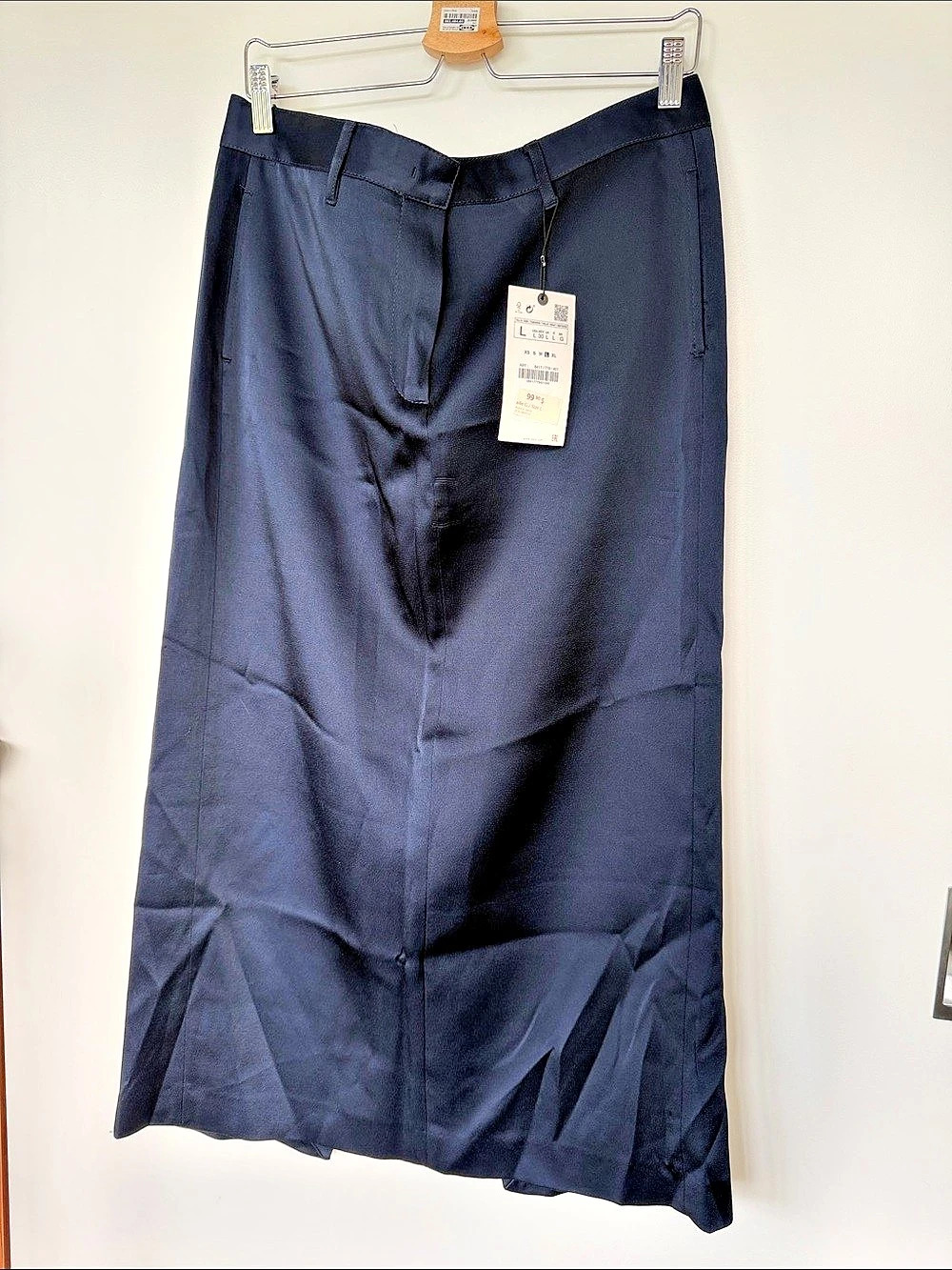Zara Satin Midi Skirt in Blue Size Large N638